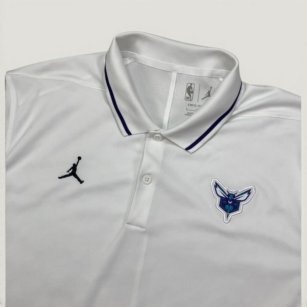 Jordan Mens Large Polo Shirt White Charlotte Hornets NBA Dri-Fit Jumpman Logo